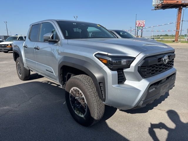 2025 Toyota Tacoma 4WD SR
