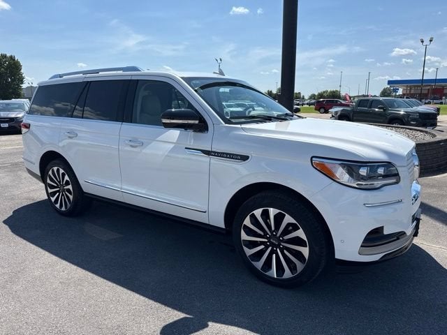 2023 Lincoln Navigator Reserve