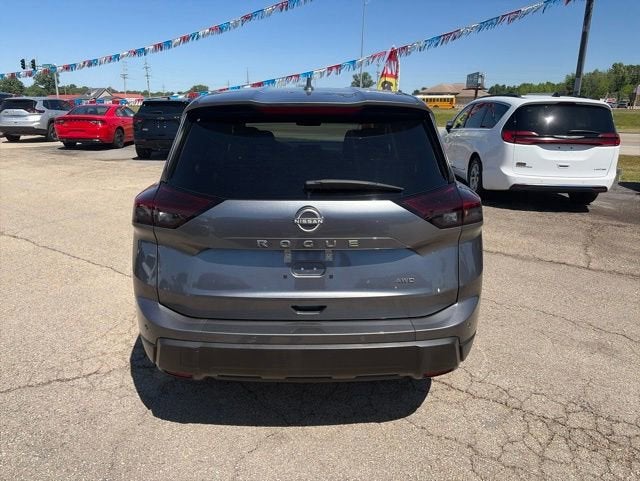 2025 Nissan Rogue SV