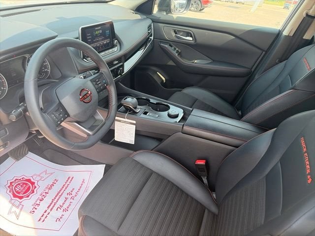 2025 Nissan Rogue Rock Creek