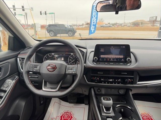 2025 Nissan Rogue Rock Creek