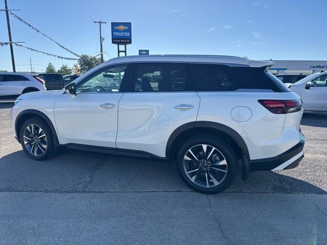 2023 INFINITI QX60 LUXE
