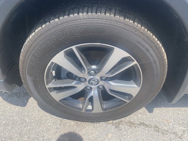 2018 Toyota RAV4 XLE